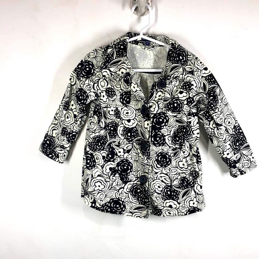 Baby Gap black and white floral jacket size 2T
